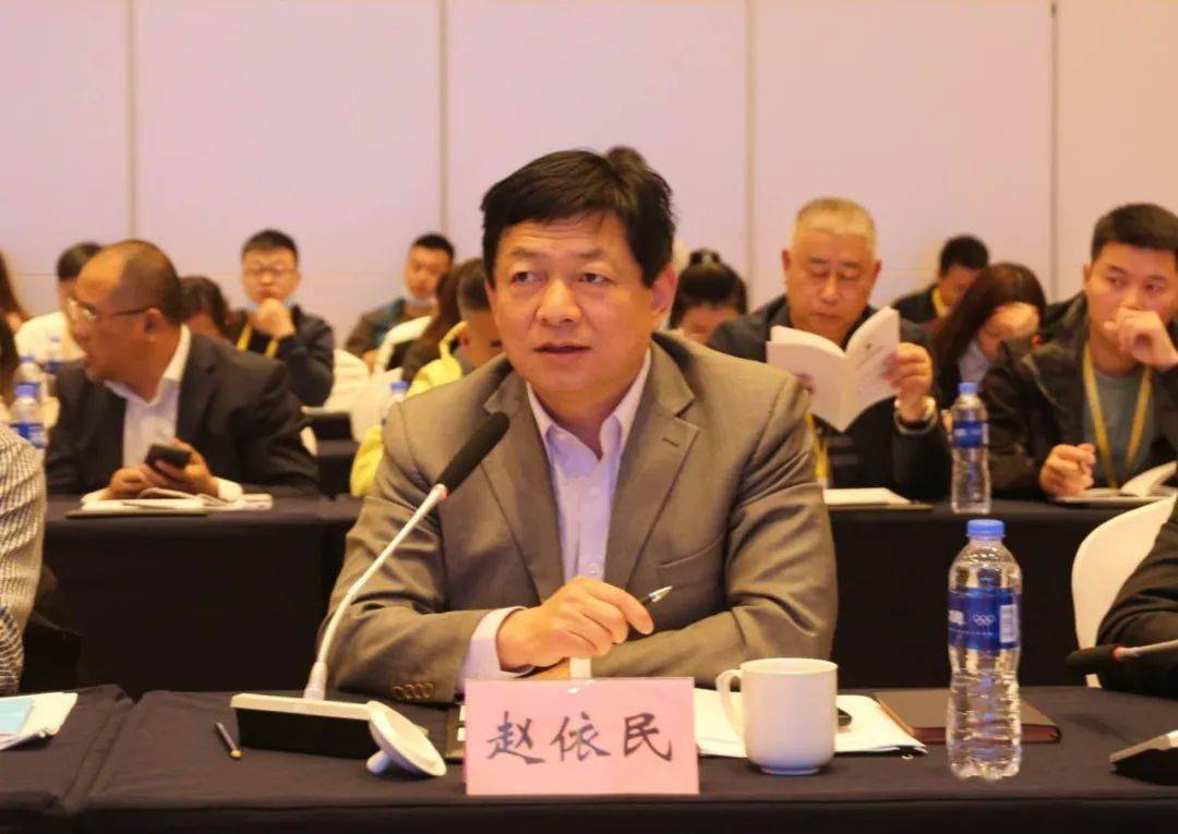 长江流域渔政监督管理办公室马毅主任在总结讲话中对中华鲟保护联盟在