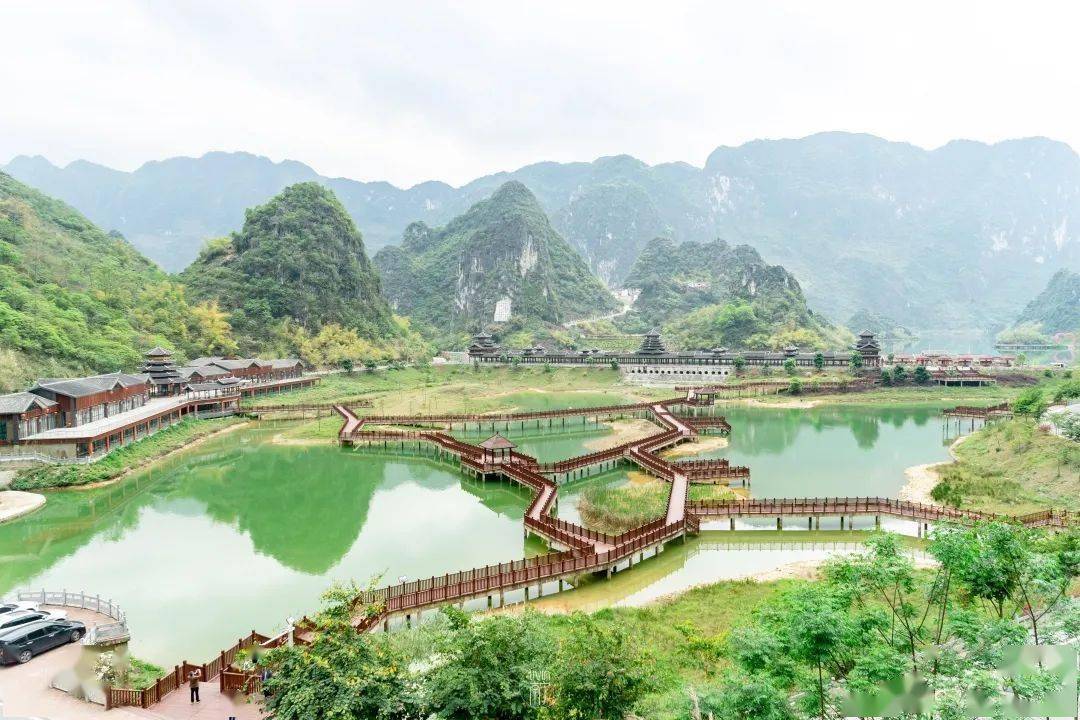 逃离都市的48小时漫游在百色凌云的浩坤湖我玩得不想上班了