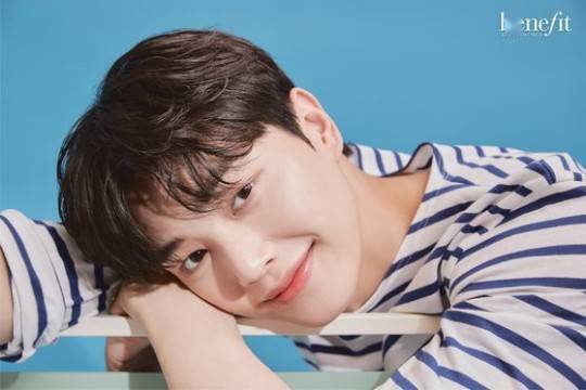 韩国艺人宋康最新代言宣传照曝光