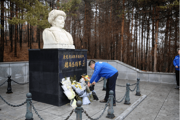 清明追思致敬英雄