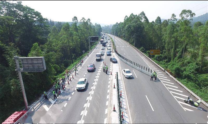 华快石门堂至春岗段两条新匝道通车_华南