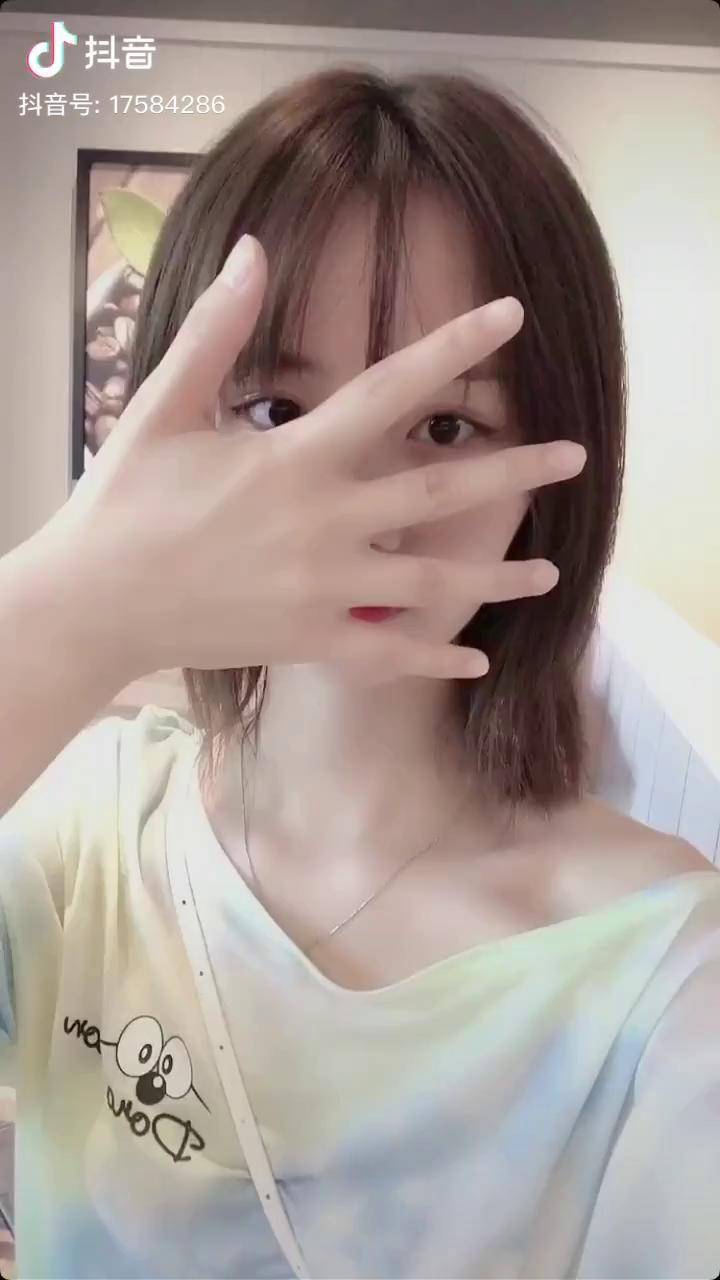 香妃引蝶舞翩翩新特性好好看啊是不是谁带谁好看琪琳仙女儿