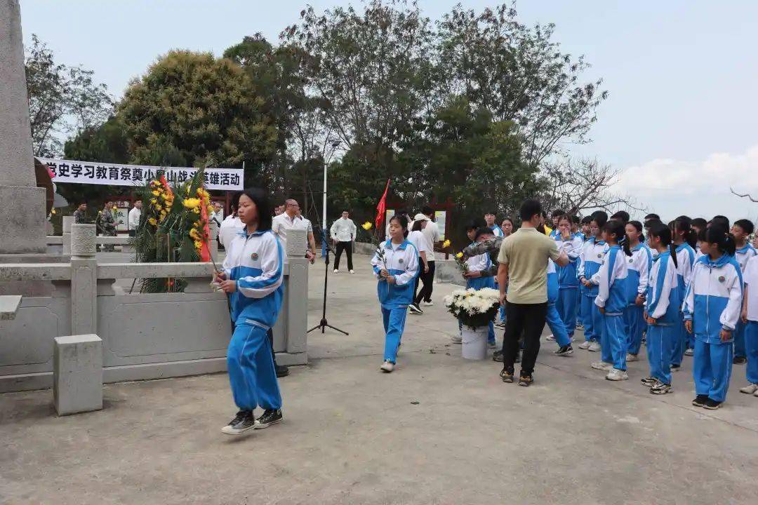 学党史祭英烈惠东县各中小学开展清明节祭英烈活动