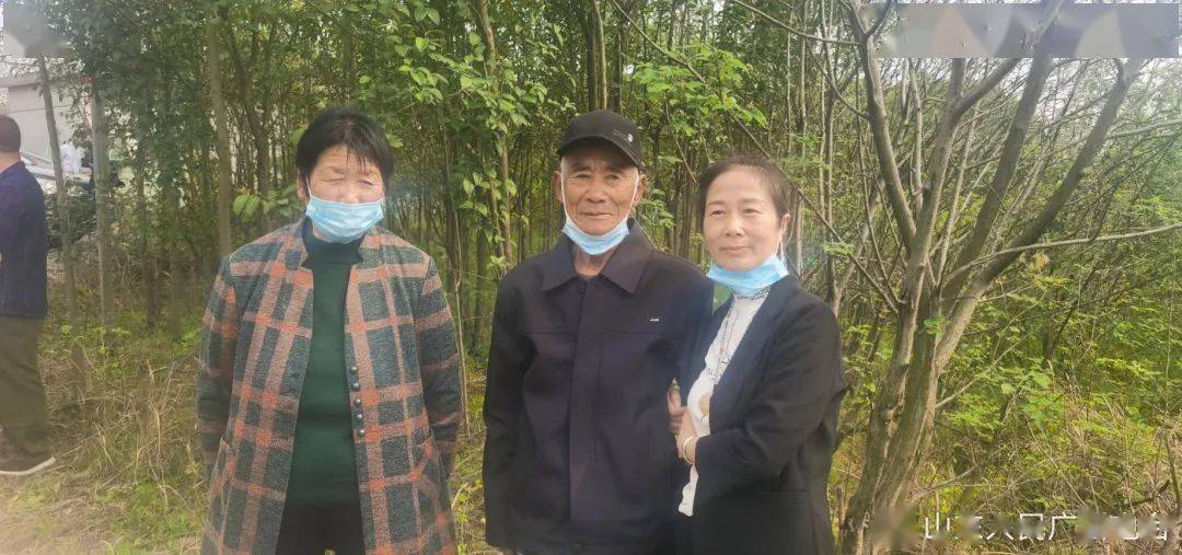 4月1日,刘全林一家赶往浙江金华进行祭扫.