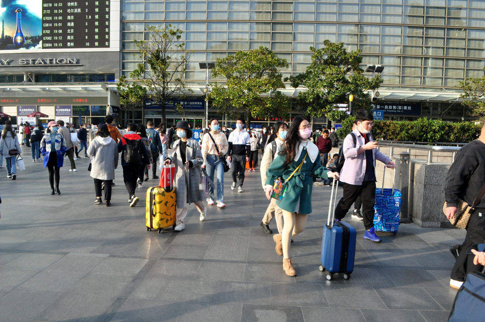 预计该国在清明假期期间将运送14452万乘客，比2020年同期增加142.4％。
