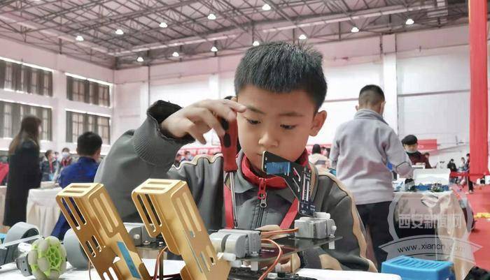 青少年|第五届西安市青少年机器人竞赛在航天一中举办
