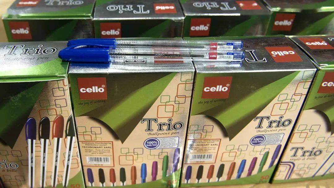 此次义乌海关共查获涉嫌侵犯"cello"商标的圆珠笔6万支,同时还查获了