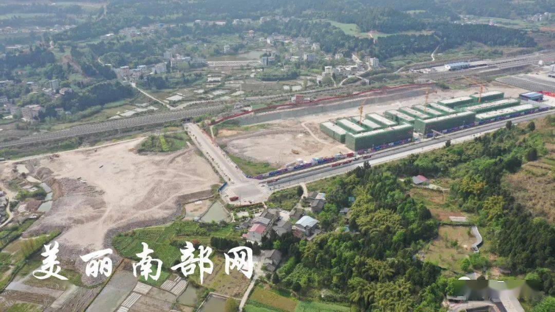 要变样了南部正在建一条长7公里的南铁大道