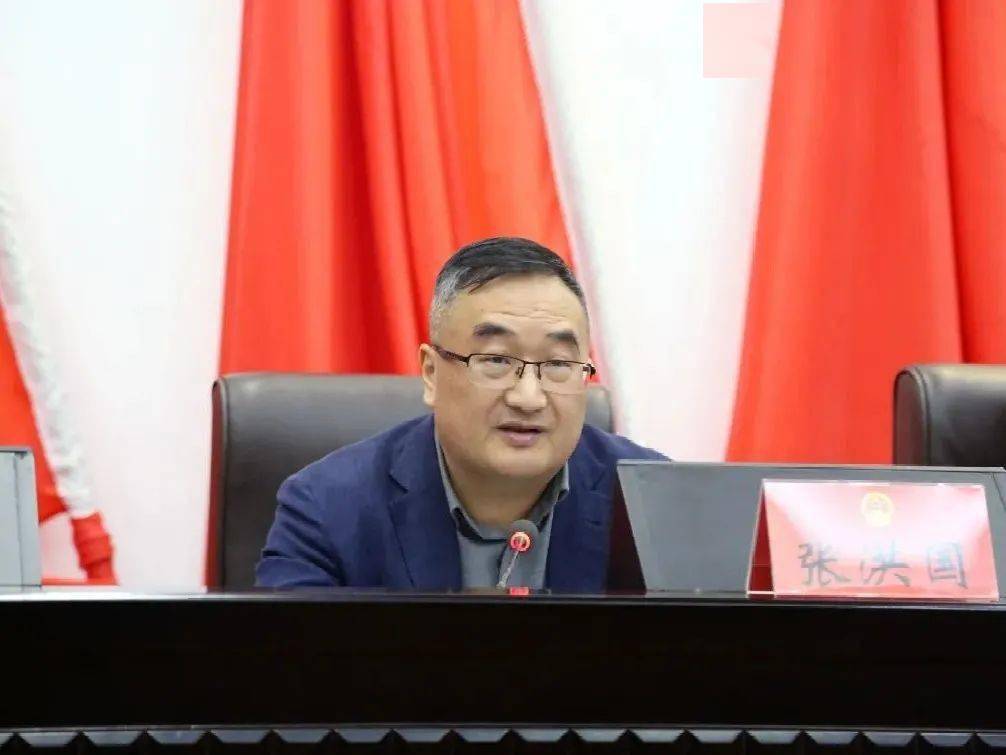 作会议发言市教育局副局长张维凯作会议发言左右滑动查看更多王立 叶