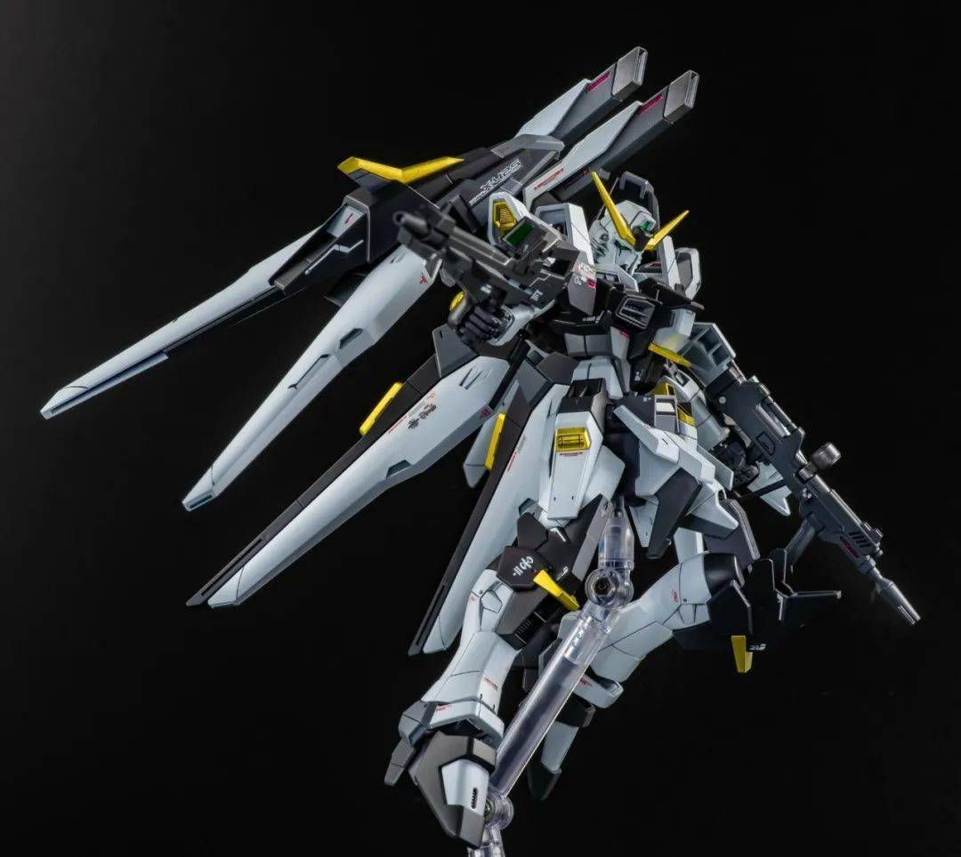 命运惊异强袭自由且换一身漆黑配色