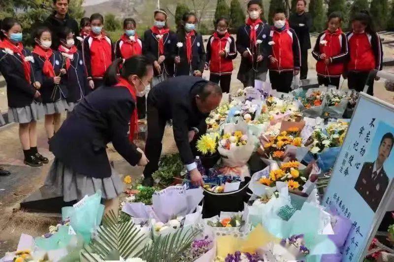 祭拜是什么时候 a3c6dd750eea4cb7beedaffcfd63a753.jpeg