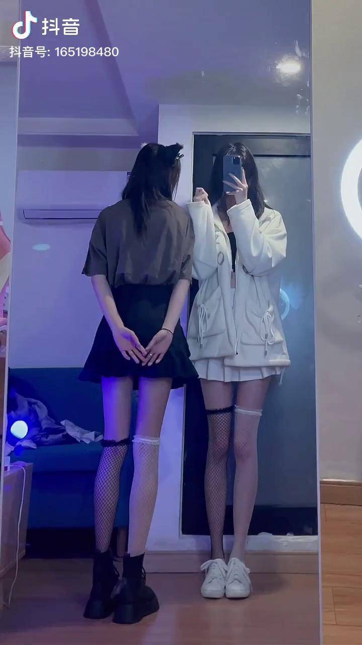 宝你怎么不理我了是今天群发消息没选上我嘛千岛酱