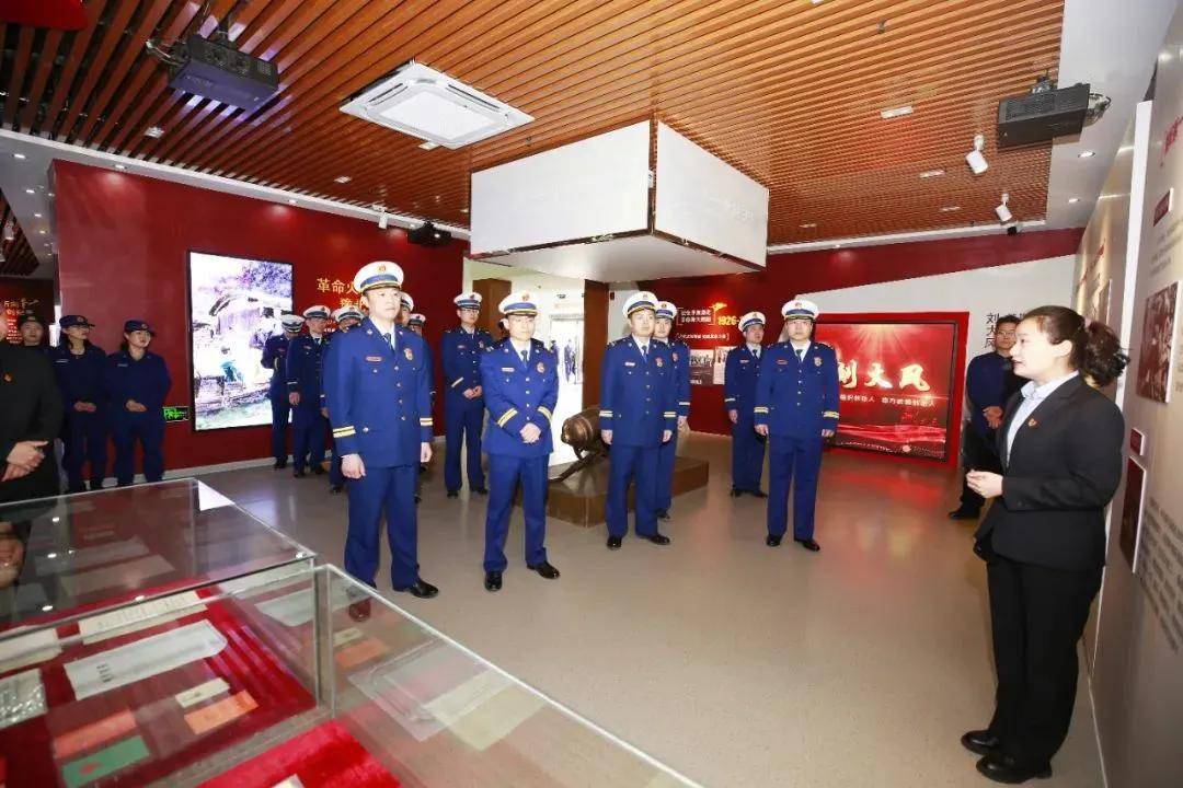 濮阳消防支队组织开展党史学习教育基地揭牌暨"红色百年
