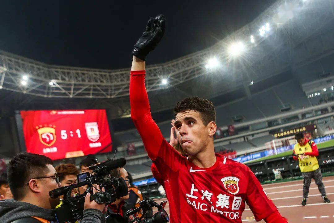 奥斯卡上了上海发布他想让中国孩子越踢越好