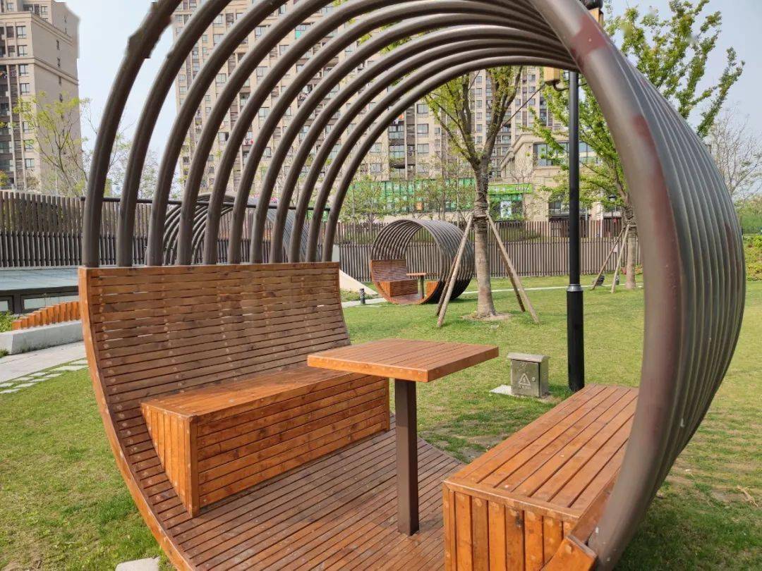 城市的绿色解药小编又发现一处家门口的绿地秀