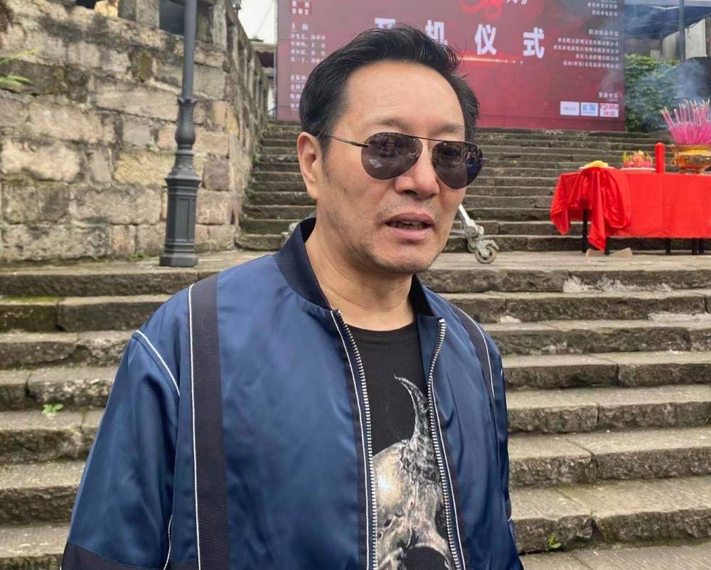 讲述重庆“11.27”大屠杀惨案,“重庆造”献礼影片《最后58天》开机_姚刚