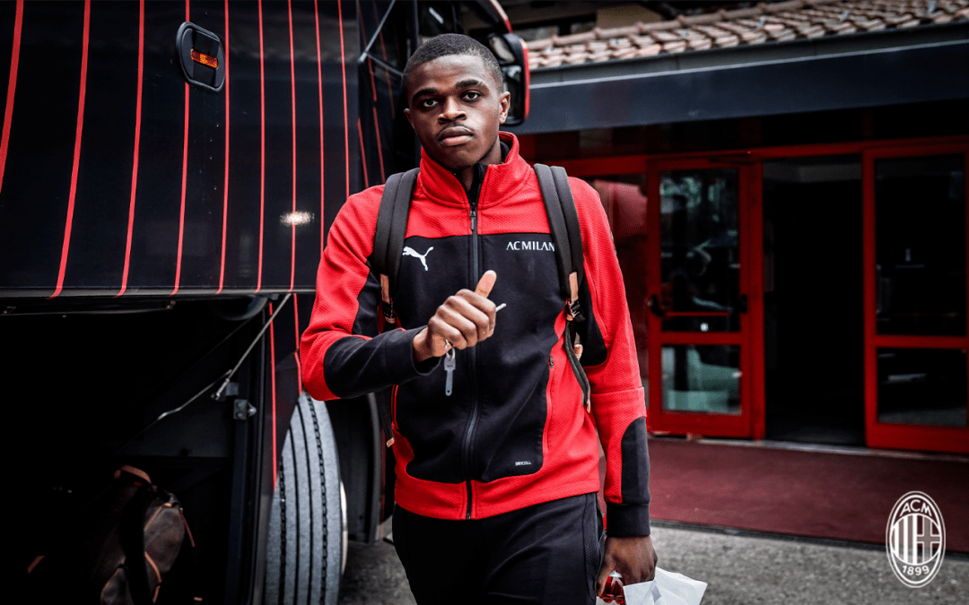 卡卢卢:我认为我在自己红黑生涯的首个赛季表现不错