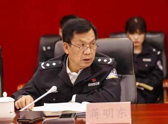 提出了需求及建议,闵天石指挥长,胡水旺副厅长对部门和警种相互配合