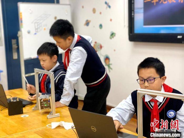 航天科技|南京小学自建卫星信号接收站：大院士小学生共研航天科技