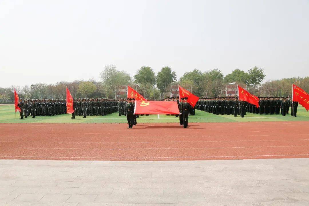 陆军航空兵学院廊坊图片