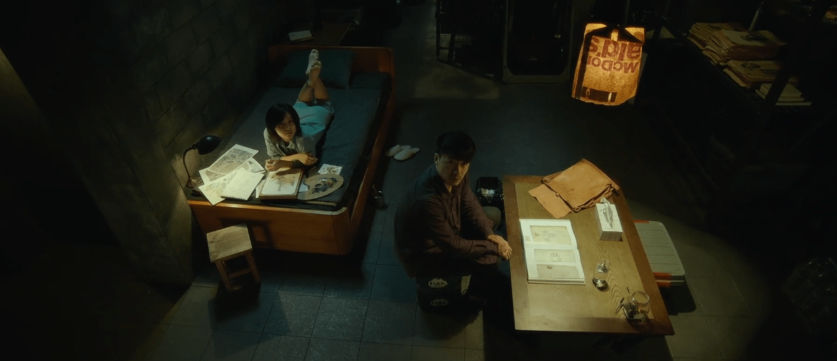 秘密访客集齐张子枫普普和朱朝阳mv看的人后背发凉