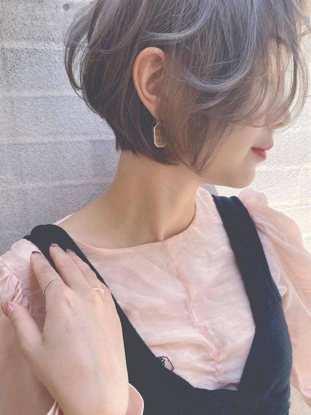 剪个短发吧,绝对让你惊艳一"夏"_高层次