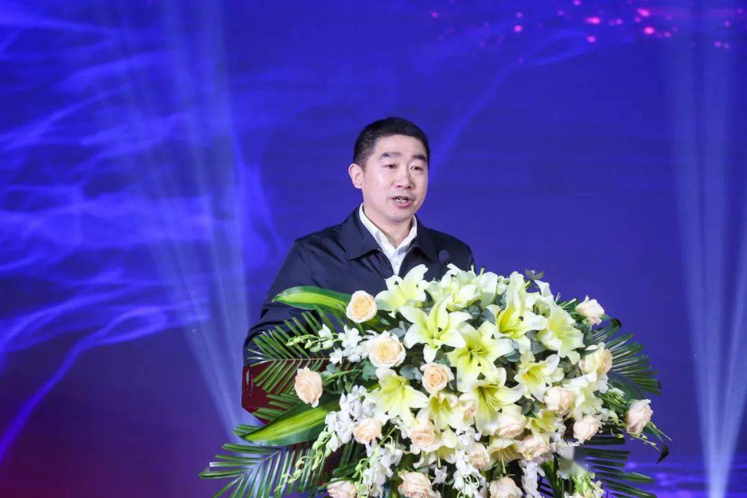 市政府副秘书长颜伟国出席活动并致辞,市商务局党组副书记,副局长