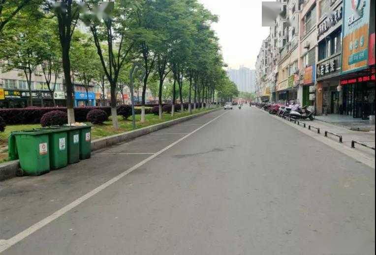 治!六安水云涧广场流动摊点被取缔