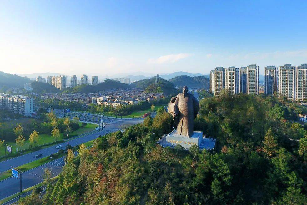 杭州市临安区2021年度招引高层次紧缺专业人才公告_高校