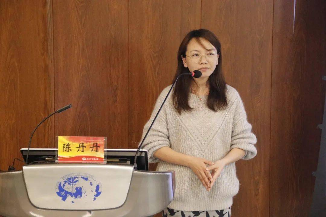 崔友洋老师 志愿者团队执行力提升万露老师 志愿者接待与服务礼仪"