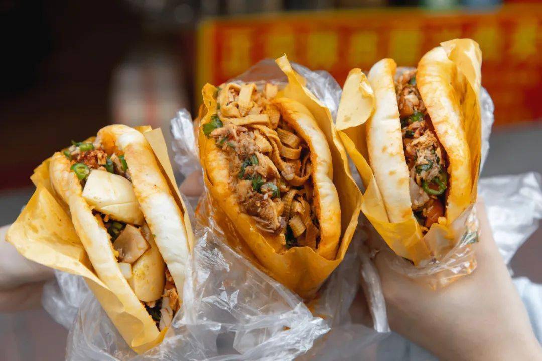 低至3元肉夹馍界的丰腴代表饼脆肉多爆汁