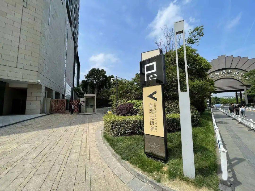 根据微博网友@南京摩天汉此前发布的曝光图来看,在家可以看到整个百家