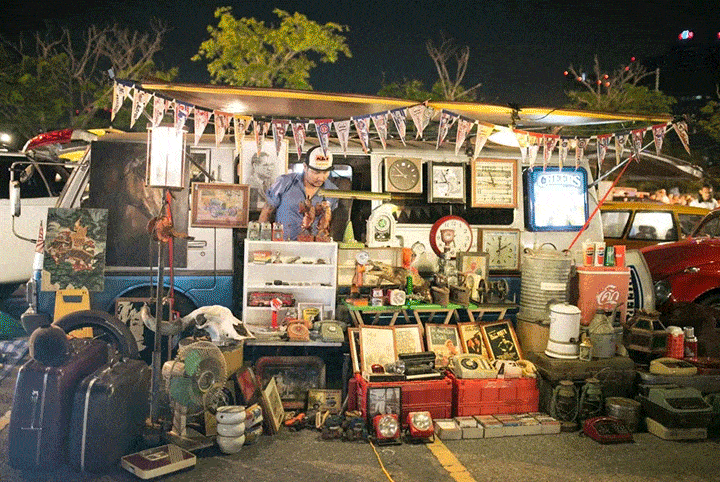 如果你是一个重度机车爱好者,你一定不会拒绝复古集市的诱惑.