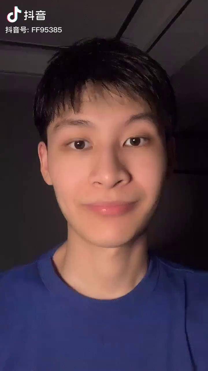 王米卡又长大一岁了你要继续努力呀8月5号