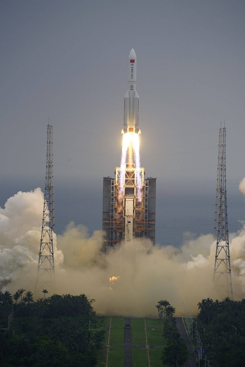 天和核心舱是中国空间站发射入轨的首个舱段,主要用于空间站统一控制