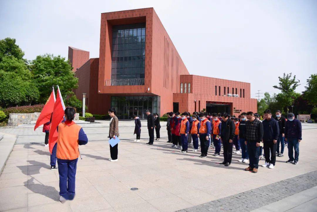 学习党史铭记红色历史传承红色基因阜阳市铁路学校开展党史学习教育之