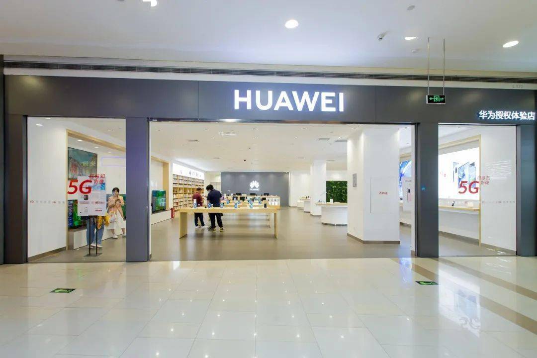 西溪印象城周年庆重磅福利大曝光新店开业潮玩首展大牌买600送100直播