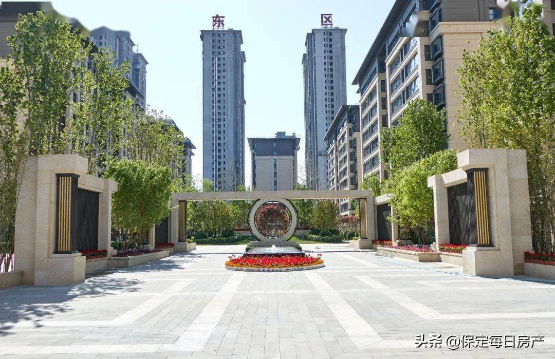 盛启一城风华丨上东区东第圆你湖景墅居景观示范区开放