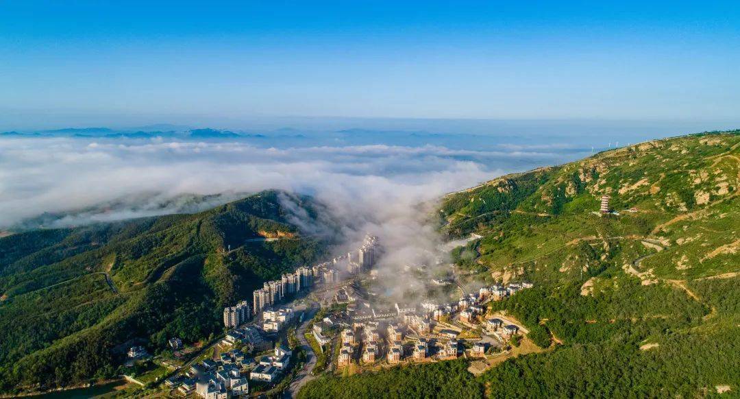 层峦叠嶂 @磁山温泉小镇仙姑湖 @磁山温泉小镇●省级地质公园,沿五条