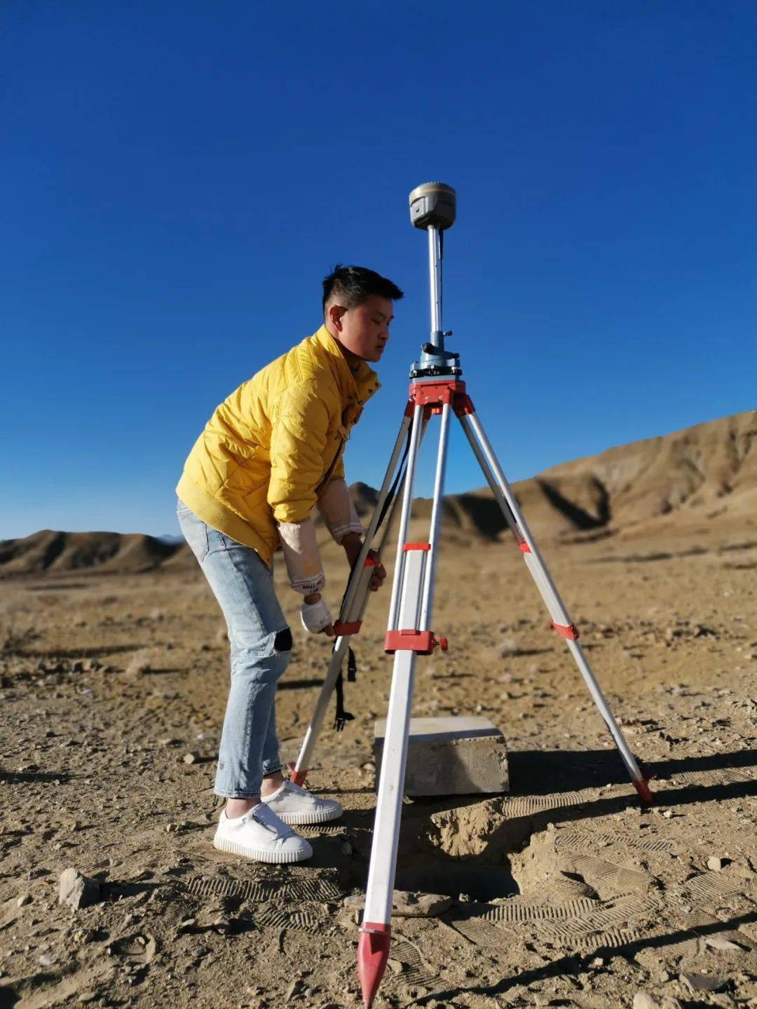 自治区日喀则市桑珠孜区,今年劳动节,我将继续在这里从事地形测绘工作