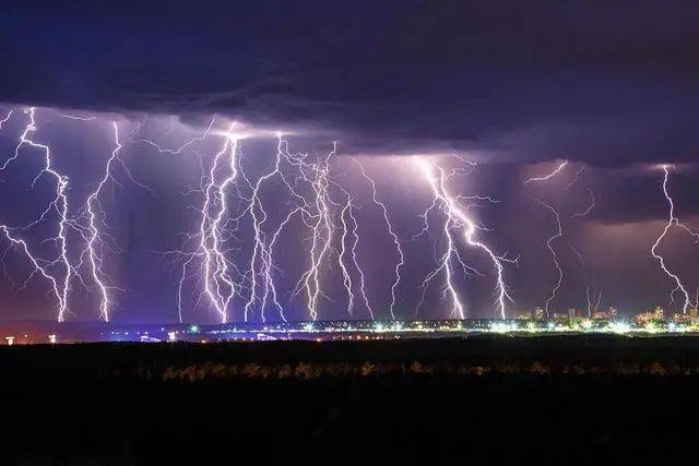 雷雨大风马上抵达龙口发布雷电黄色预警67