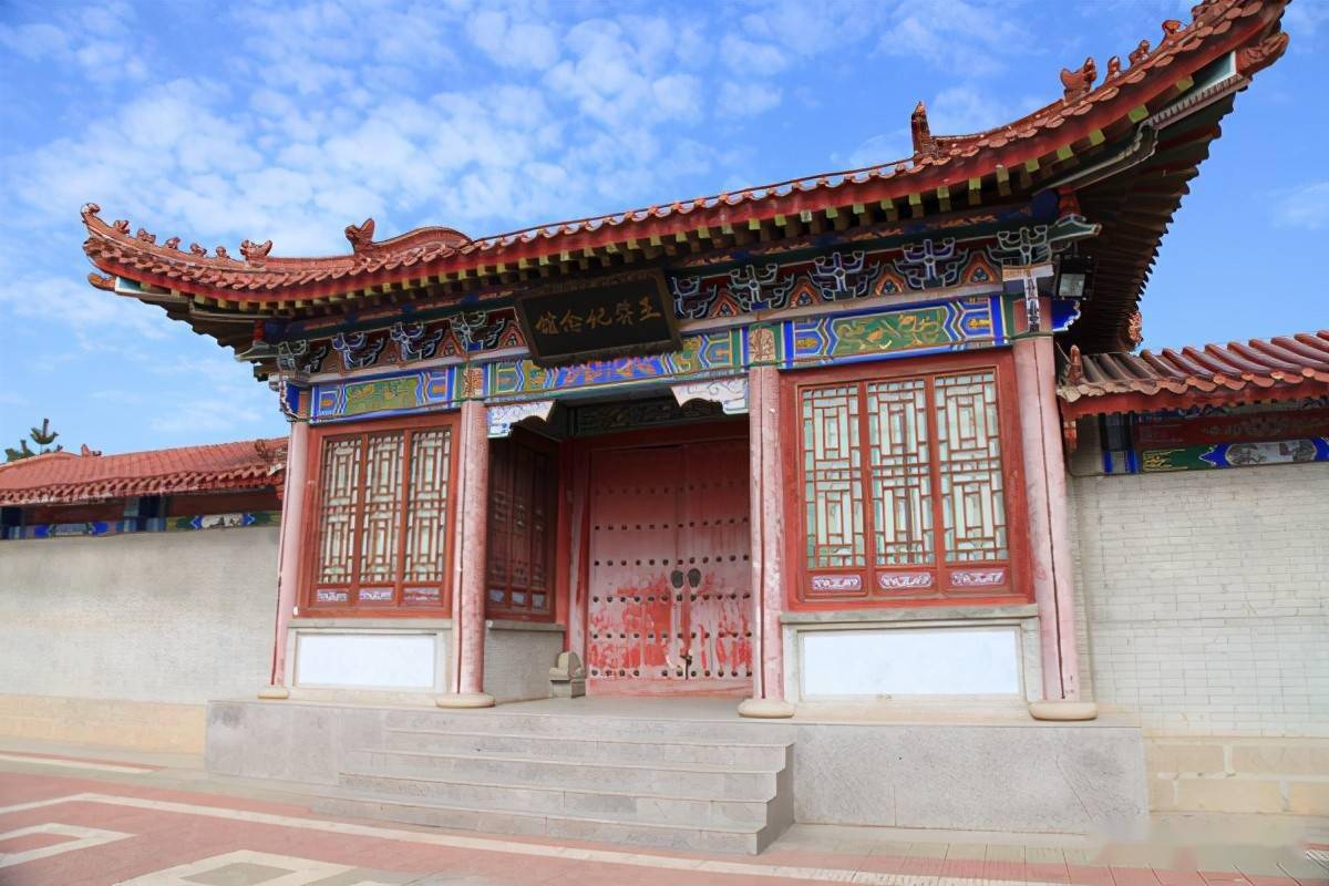 镇原潜夫山森林公园简介