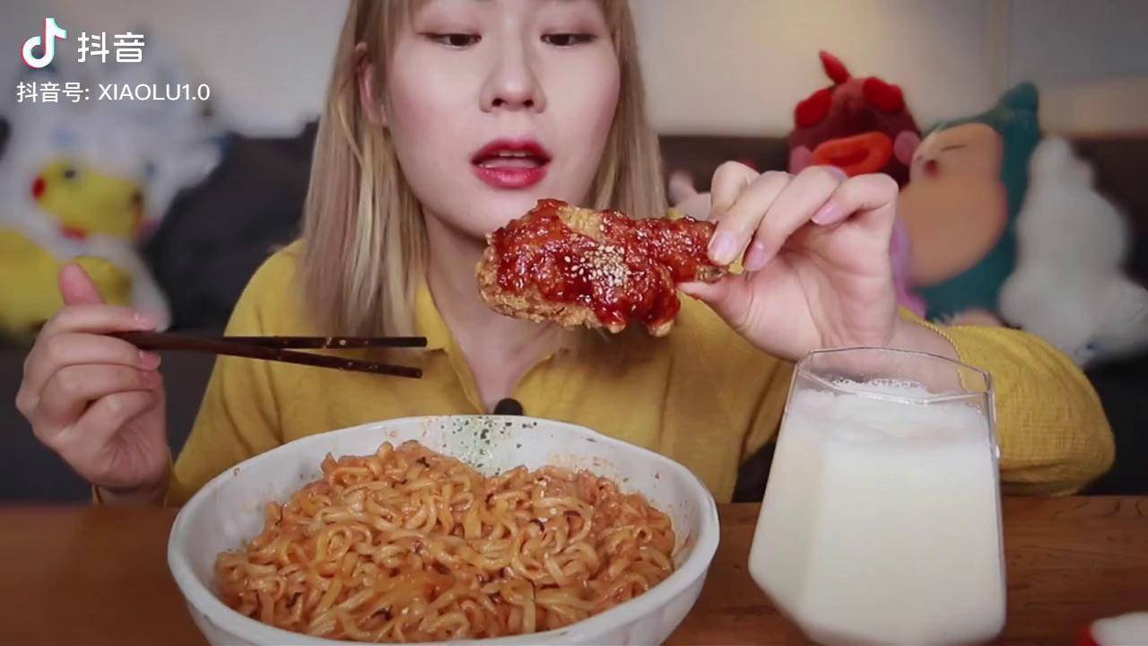 火鸡面配炸鸡永远不会错
