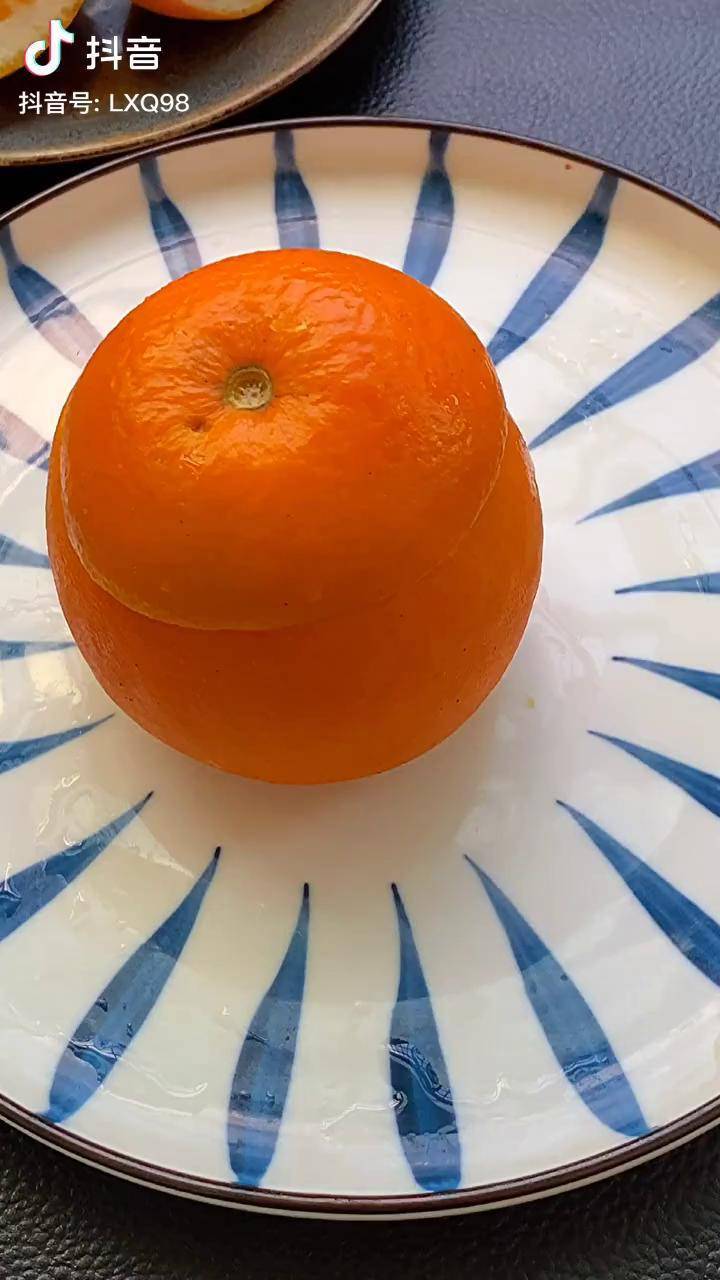 天气干燥喉咙不舒服,试试橙子蒸蛋吧橙子蒸蛋 美食推荐官 橙子食记