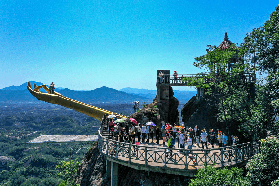 五一来岳阳的朋友好多人都没逃过这只手掌心