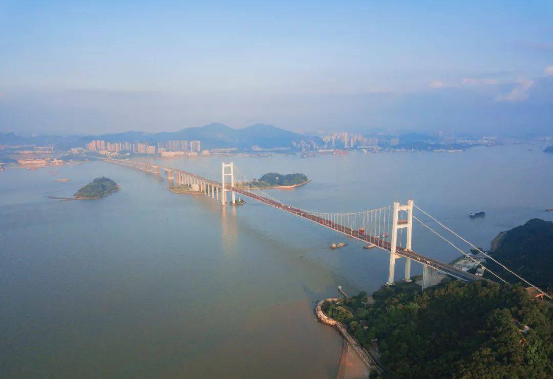 广东交通运输部门全力保障"五一"假期出行_北江大桥