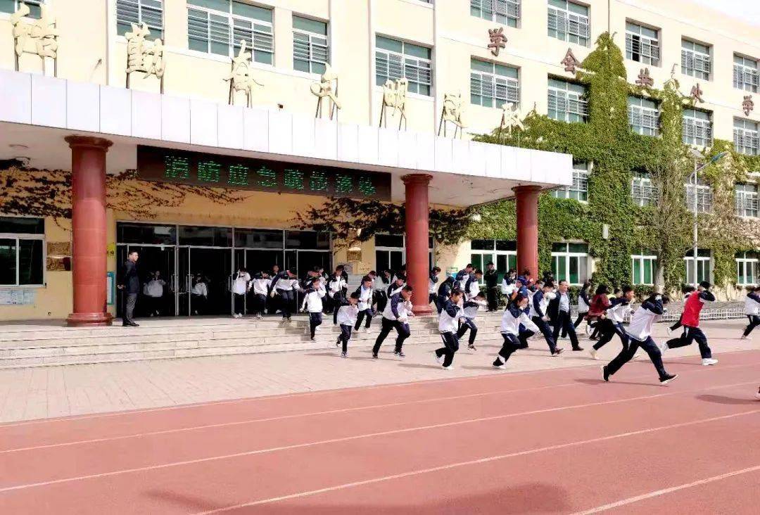 阜蒙县第一中学图片图片