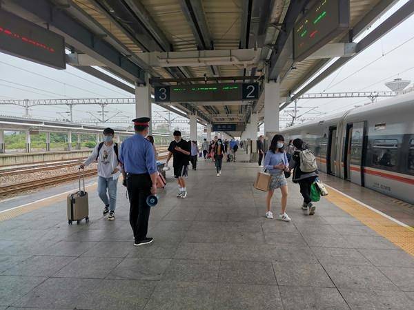 "五一"假期 永州火车站客运量累计达14.86万人次
