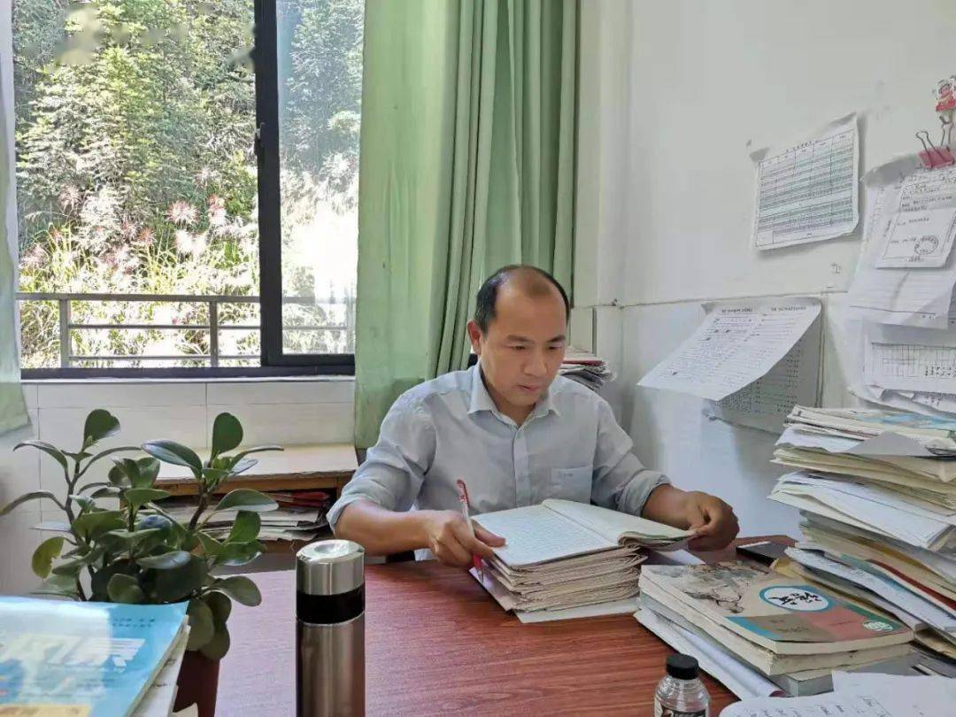 勇为好老师丨江西省"新时代学生心中的好老师"首榜人选事迹展播_资溪