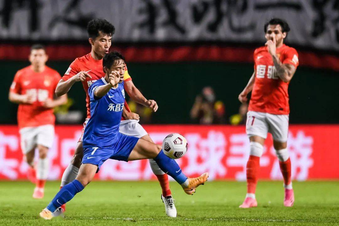 战报丨反击未果 沧州雄狮零比二负于广州队